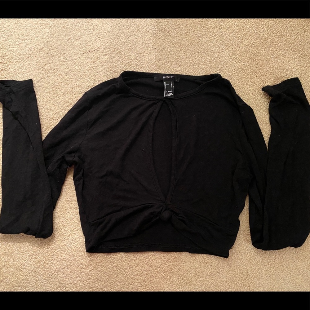 Black Crop top